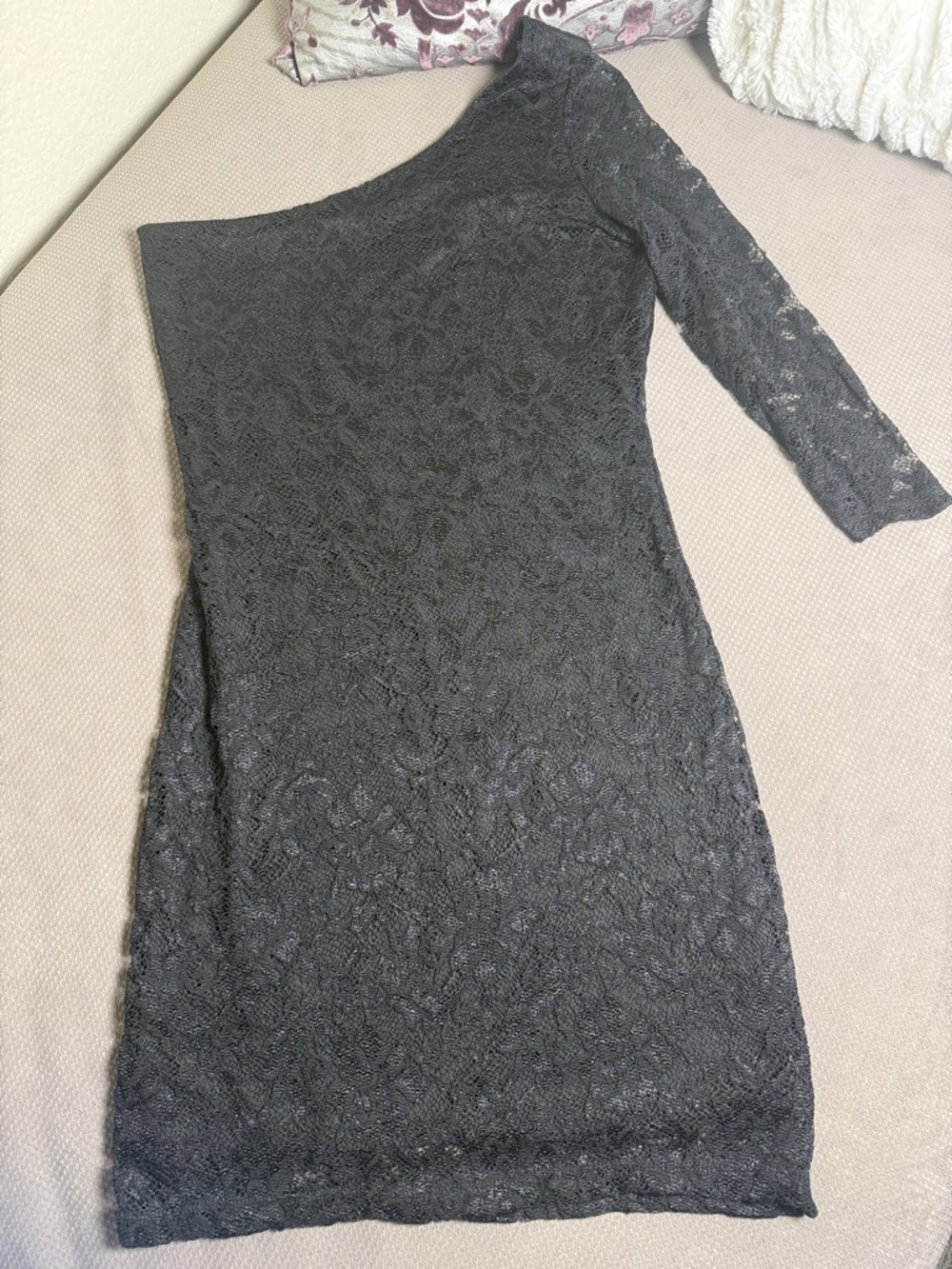 Guess Black One-Shoulder Lace Dress